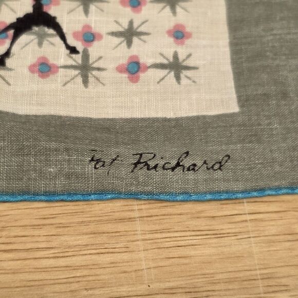 Pat Prichard Vintage Pocket HANKY Handkerchief, Hall Trees,Novelty 13x13in - Picture 3 of 6